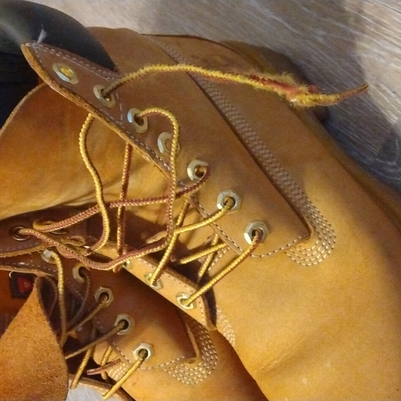Timberland Boots - Picture 5 of 6